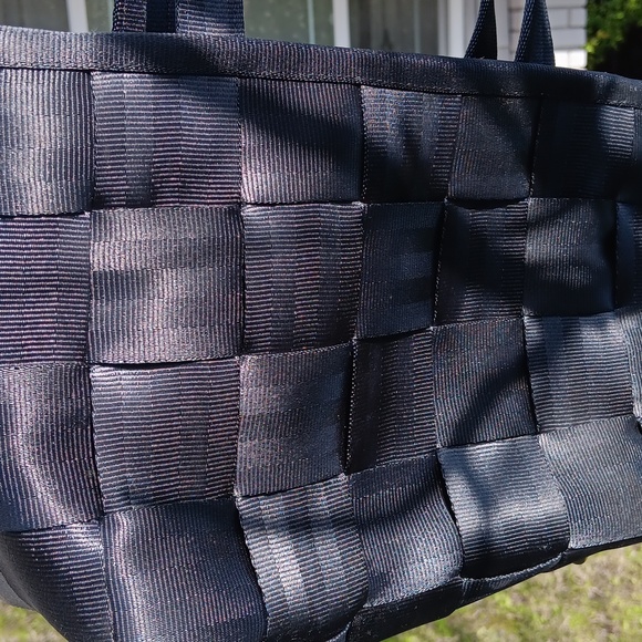 Vintage Harvey seatbelt black bag - Picture 6 of 6